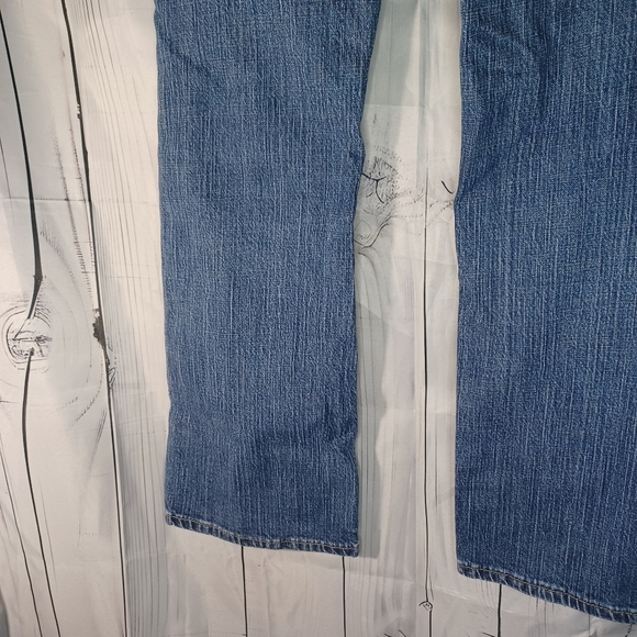 Levi's Signature Low Rise Bootcut Classic Faded Blue Denim Jeans - Picture 10 of 13